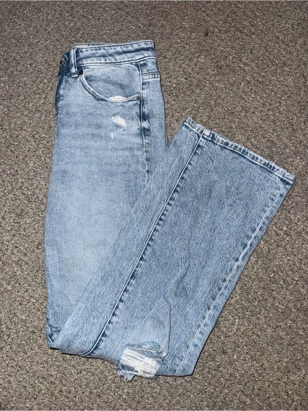 BKE buckle Light Wash High-Rise Straight Leg Jeans - Light Blue - Picture 13 of 14